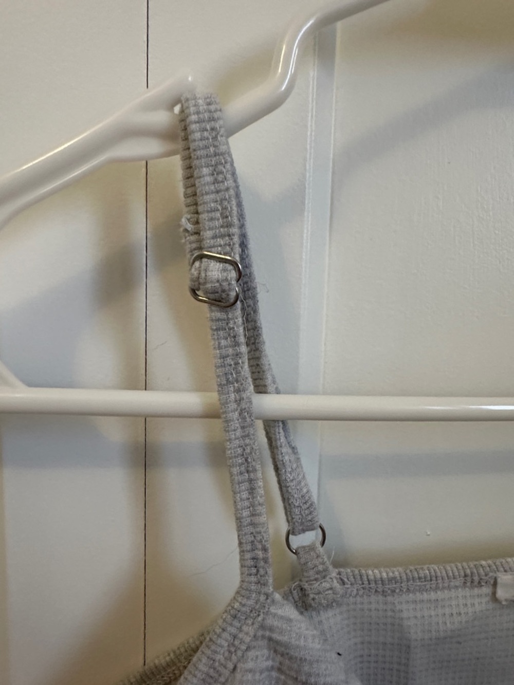 Garage Light Gray Ribbed Snap-Front Cropped Cami - Picture 4 of 4